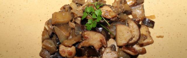 Poêlée d'aubergines aux cèpes